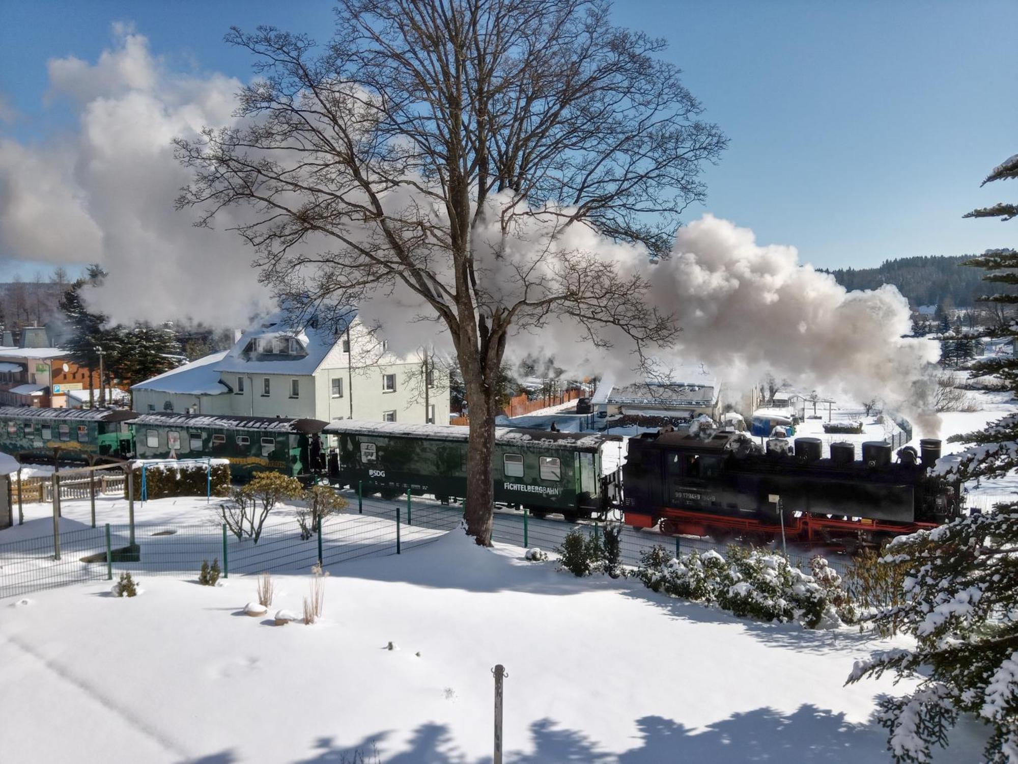 Ferienwohnung Im Wiesenthal Oberwiesenthal Esterno foto